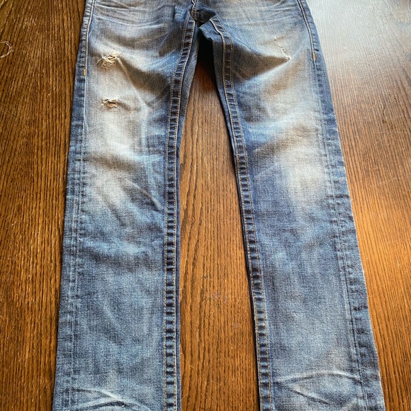 Men’s True Religion jeans. Size 28, GUC - Picture 2 of 4